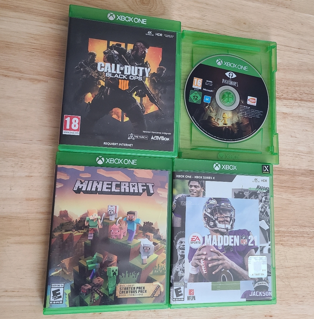 XBOX ONE Video Game Bundle - 4